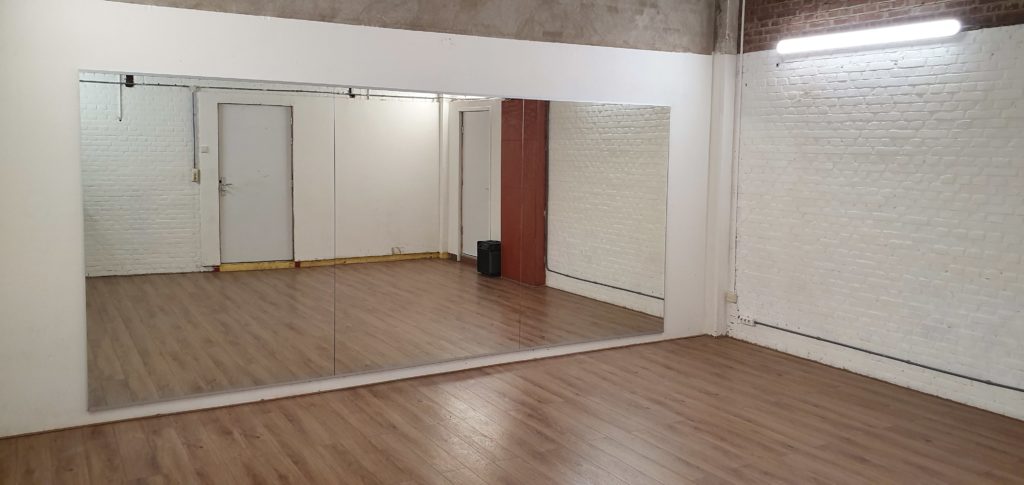 Dance studio for rent - Kompaszaal Amsterdam East